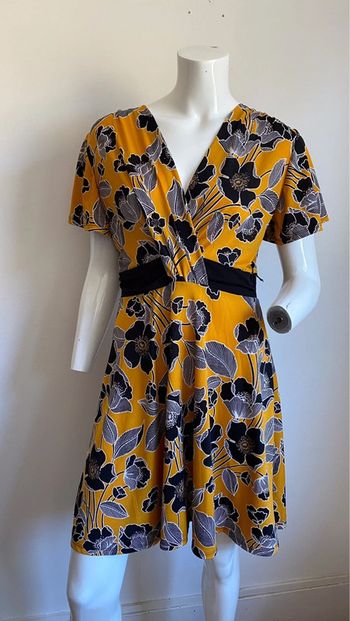 Robe jaune et noire à fleurs Morgan taille M
