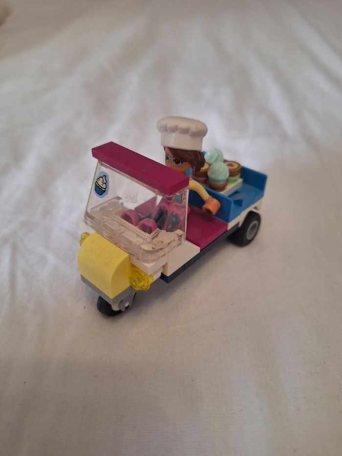 Lego friends 41366 le cupcake café d Olivia - photo numéro 4