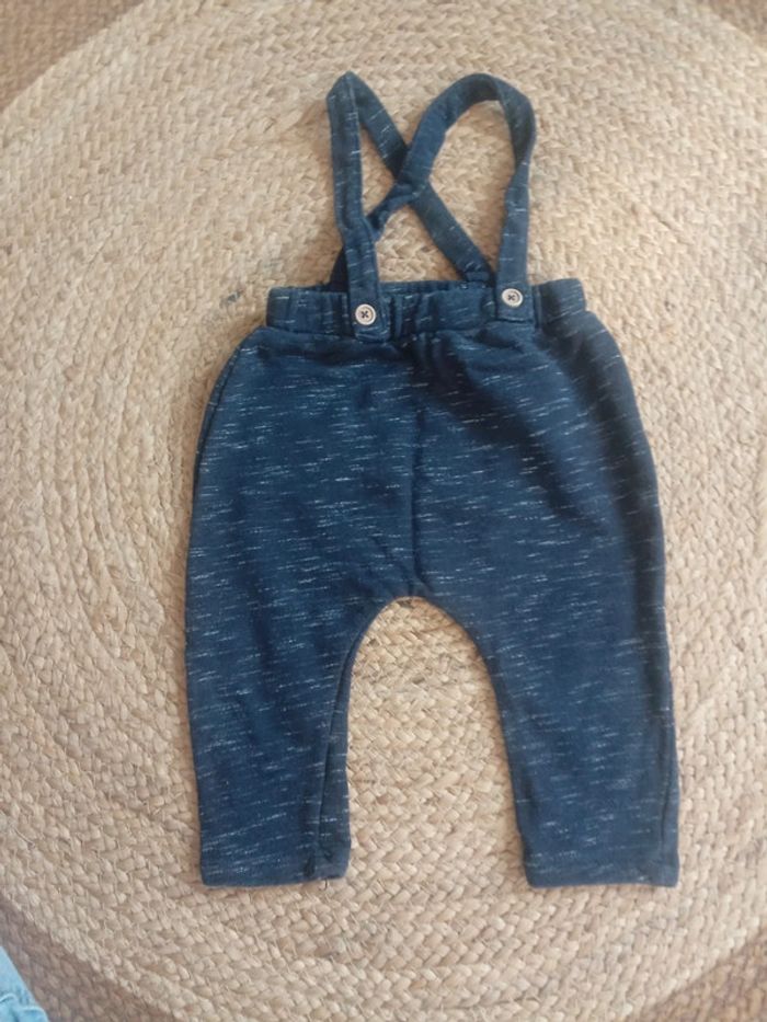 Pantalon bretelle 9 mois boutchou