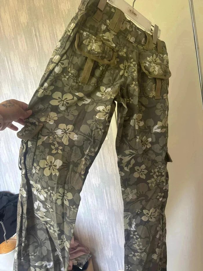 Pantalon de fleur taille 36 marque chose promise• - photo numéro 4