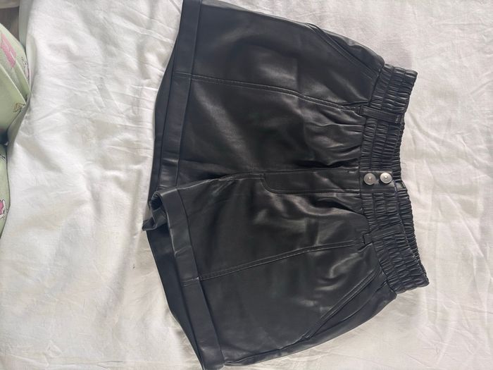 Short en simili cuir - photo numéro 2
