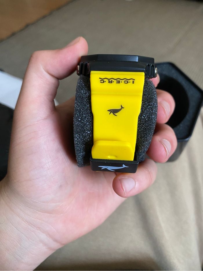Montre G Shock jaune noire - photo numéro 3