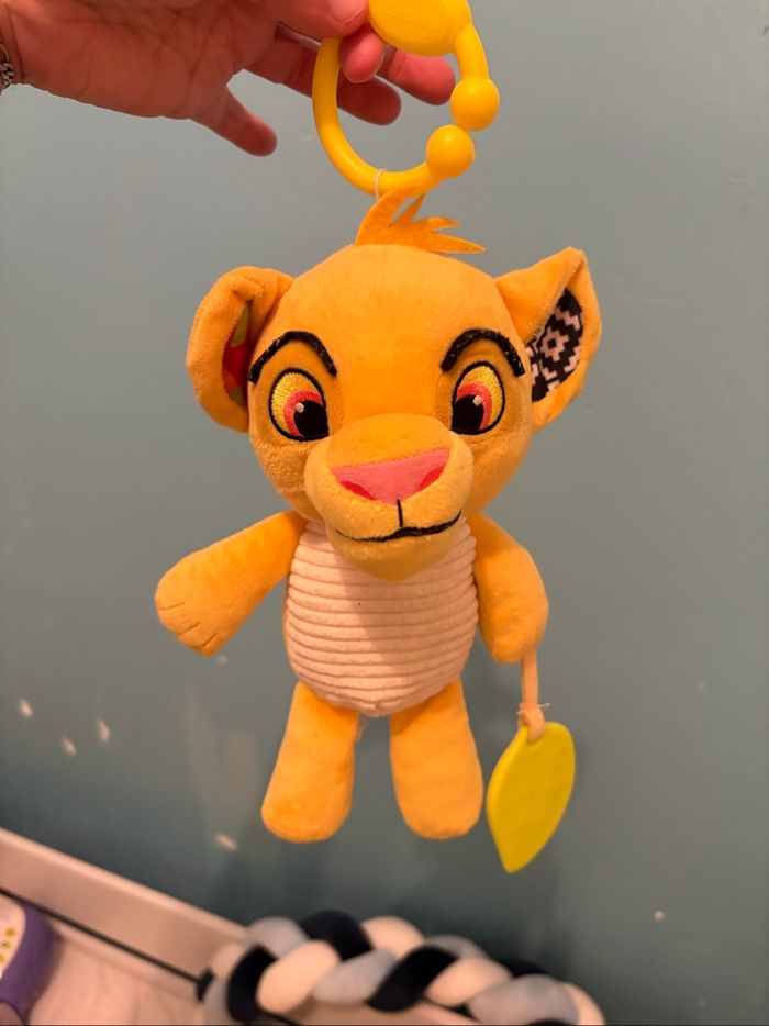 Peluche bébé