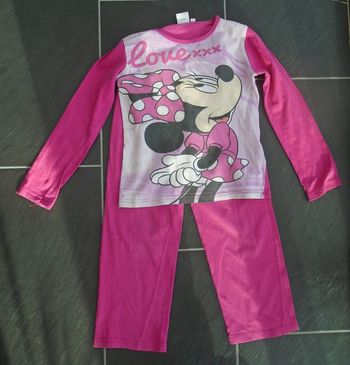 Joli pyjama Minnie fille 8 ans
