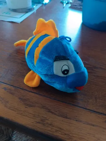 Peluche poisson Dori 24 cm