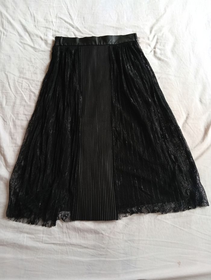 Jupe Zara basic taille s - photo numéro 3