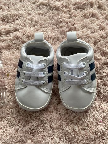 Petite basket bébé P.tichou taille 0-6 mois