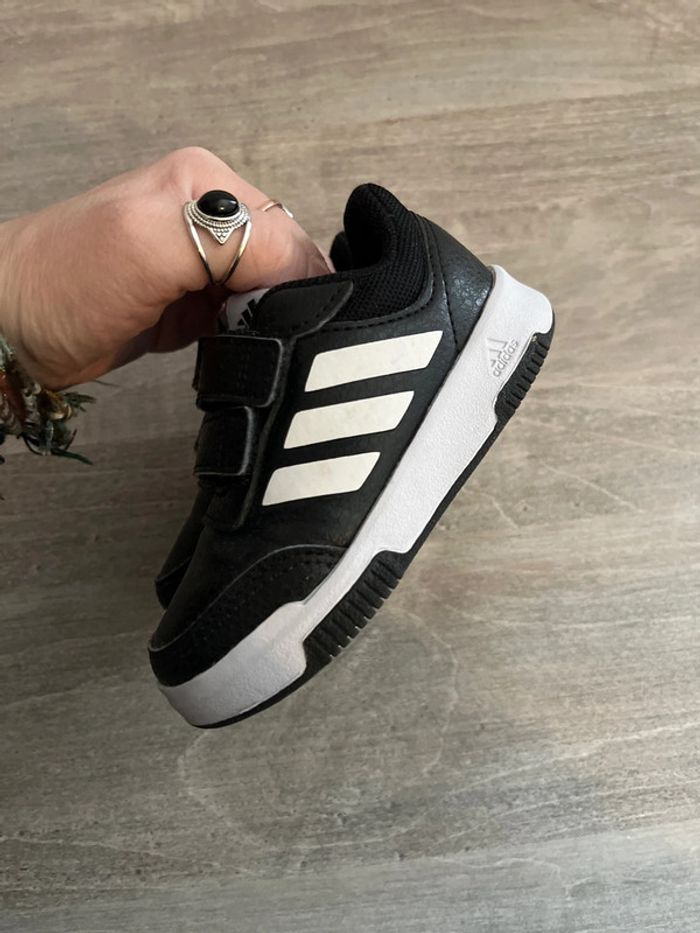 Basket adidas - photo numéro 3
