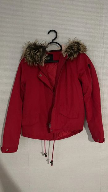 Veste rouge only