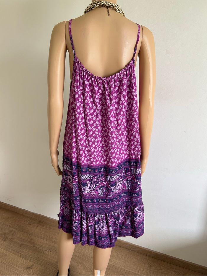 Robe d’été à bretelles taille unique jamais portée - photo numéro 5
