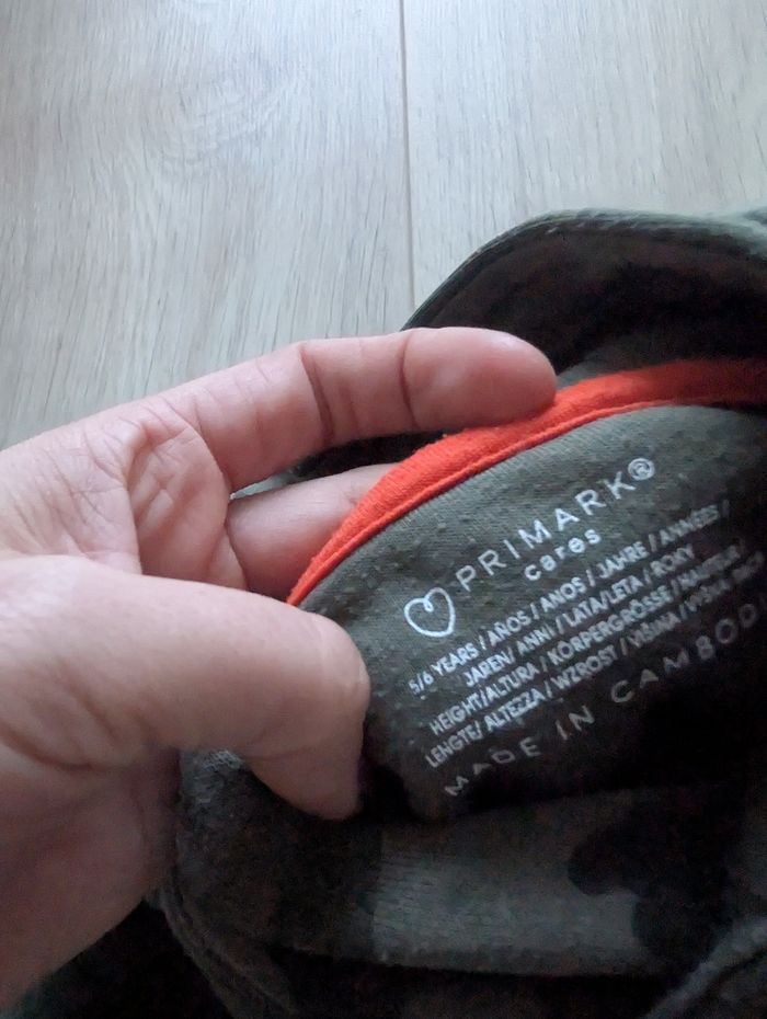 Lot vêtements 5 ans - photo numéro 5