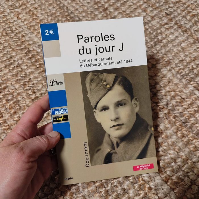 Paroles du jour J librio