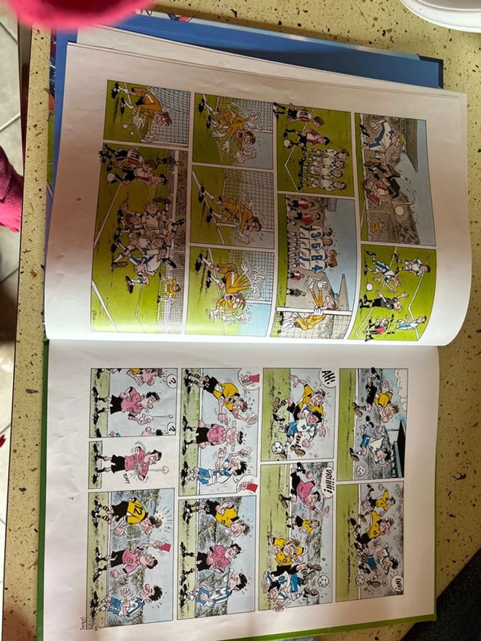 BD les foot furieux tome 3 - photo numéro 4