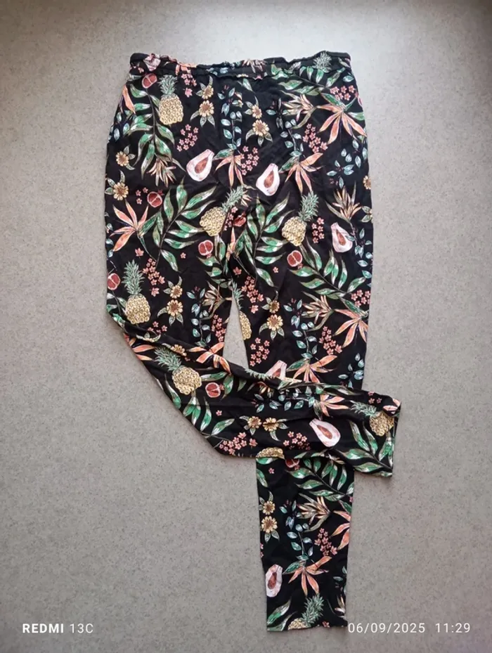 Pantalon taille 40 Kiabi - photo numéro 2