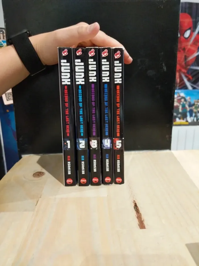 Lot Junk: Record of the Last Hero – Tomes 1 à 5 - photo numéro 2