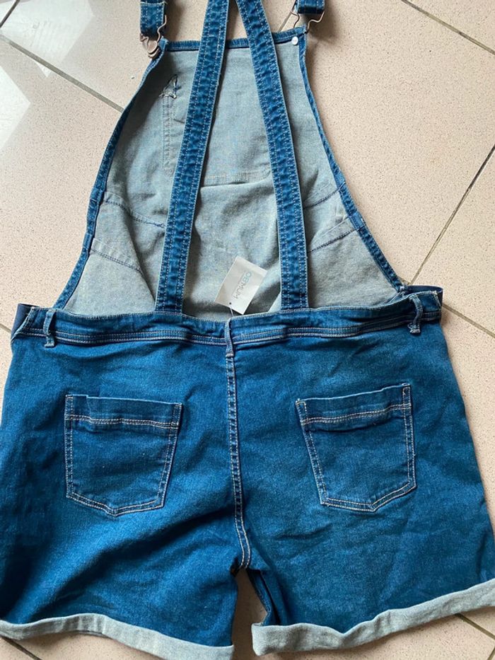 Salopette short en jean de grossesse maternité taille 44 Ob Mum neuve valeur 39,9 - photo numéro 5