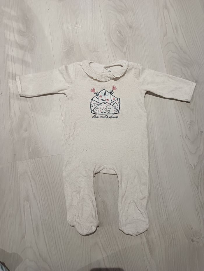Lot 6 pyjamas 12 mois fille - photo numéro 3