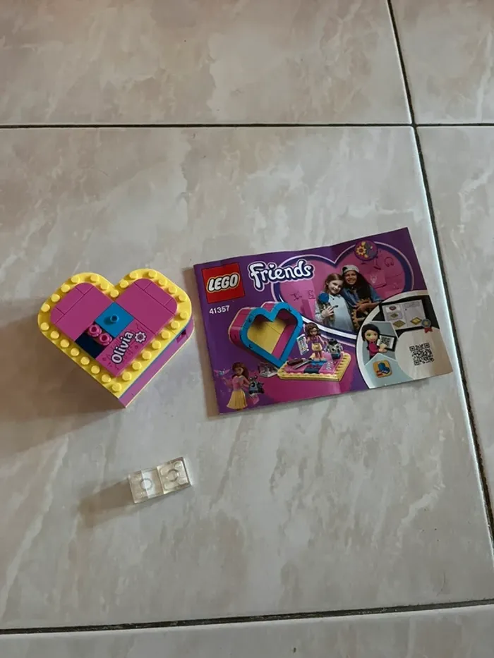 Lego la boîte cœur d’Olivia 41357