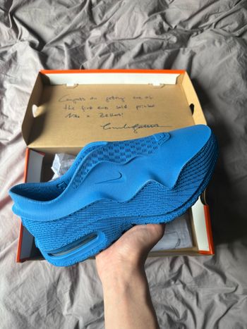 Nike Air Max 1000 Bleu + Boîte signée par le designer