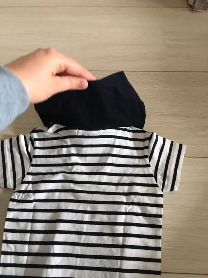 T-shirt marinière 12 mois Les petits cœurs à la mer - photo numéro 5