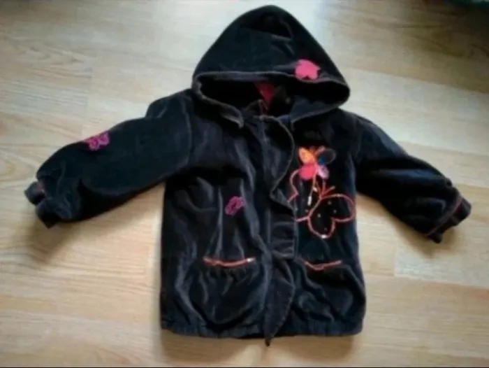 Manteau chaud marron foncé. Confetti 
Taille 2 ans - 3 ans - photo numéro 2