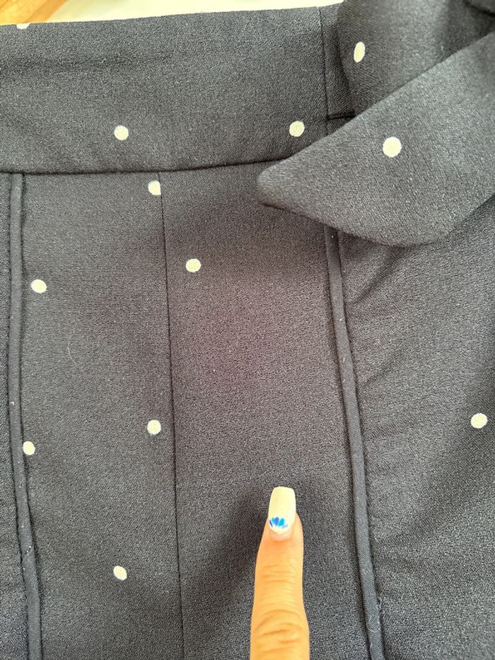 Short bleu marine à pois blancs Zara taille XS - photo numéro 2