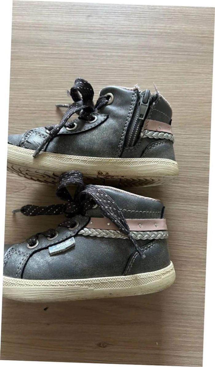 Baskets montantes fille 22 - photo numéro 2