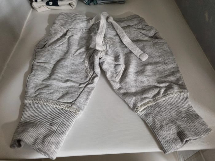 Lot de 9 vêtements enfants 50cm - photo numéro 9