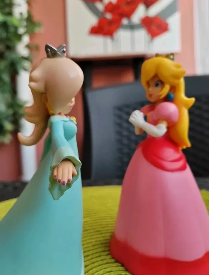 Lot de 2 grandes figurines Mario - Princess Peach & Harmonie - photo numéro 3