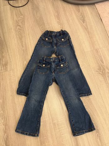 Lots de 2 jeans zara taille 5 ans fille