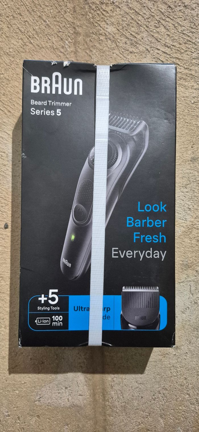 Neuf - Tondeuse à barbe Braun Series 5 (BT5420)