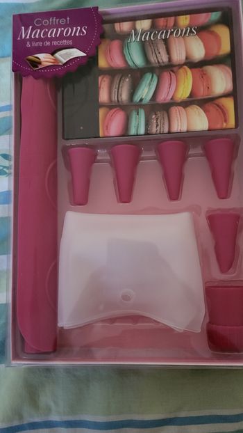 Coffret macarons  neuf