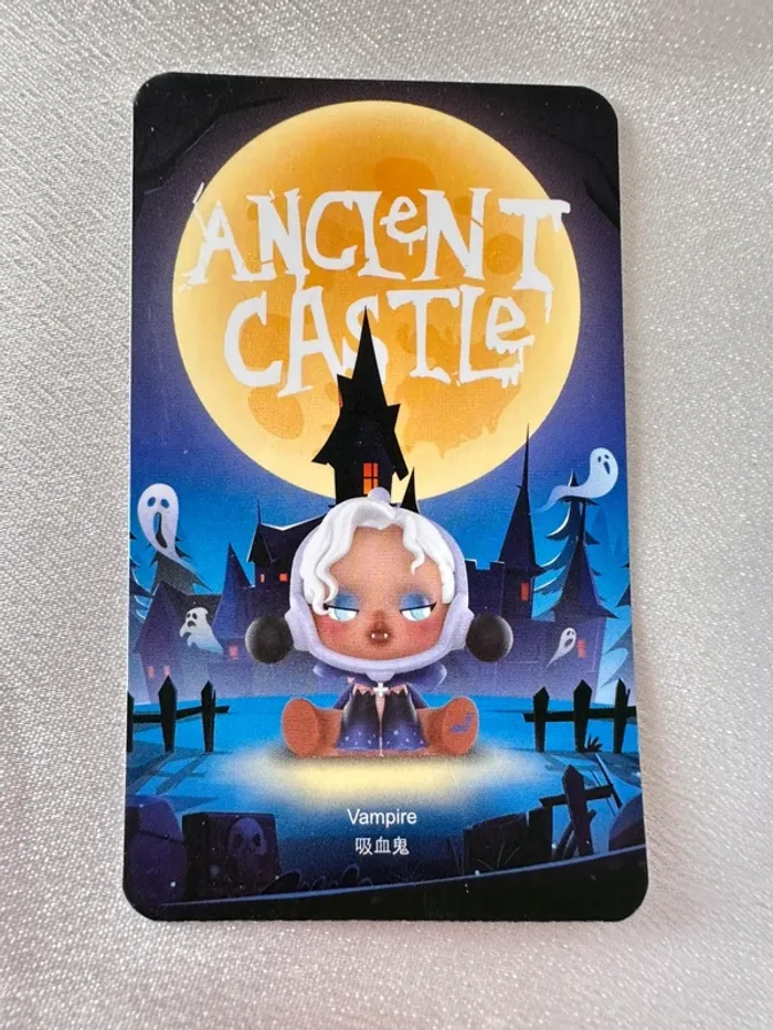 Popmart X Skullpanda Figurine Vampire – Série Ancient Castle - photo numéro 4
