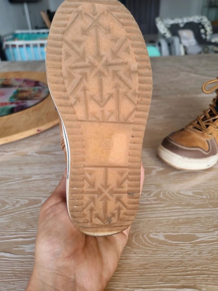 Chaussure montante t 30 - photo numéro 4