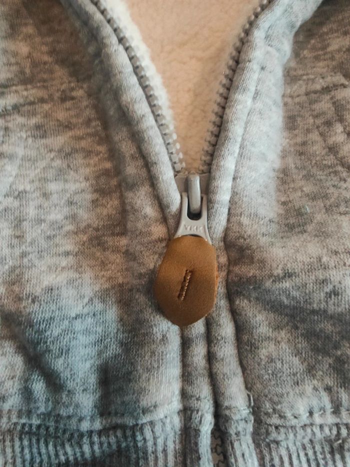Pull doublé polaire zippé a capuche - photo numéro 8