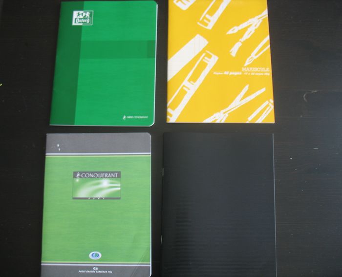 LOT DE 4 PETITS CAHIERS - 48 ET 96 PAGES - NEUF - n°53