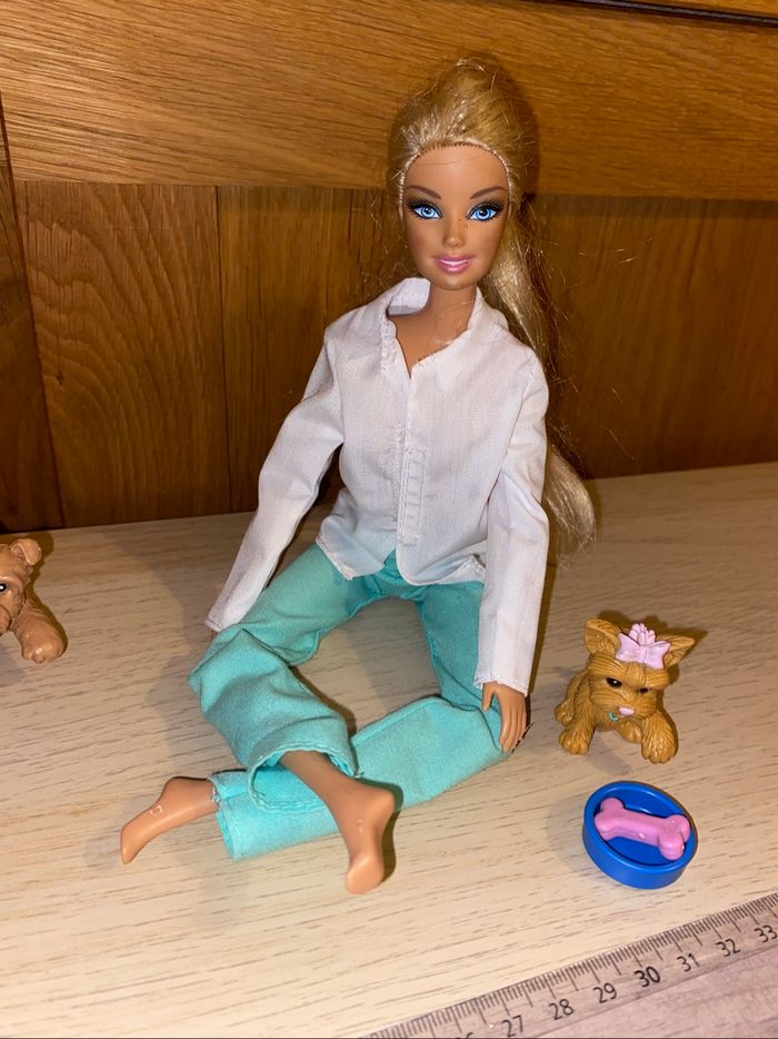 Barbie Mattel poupée vétérinaire chien - photo numéro 5