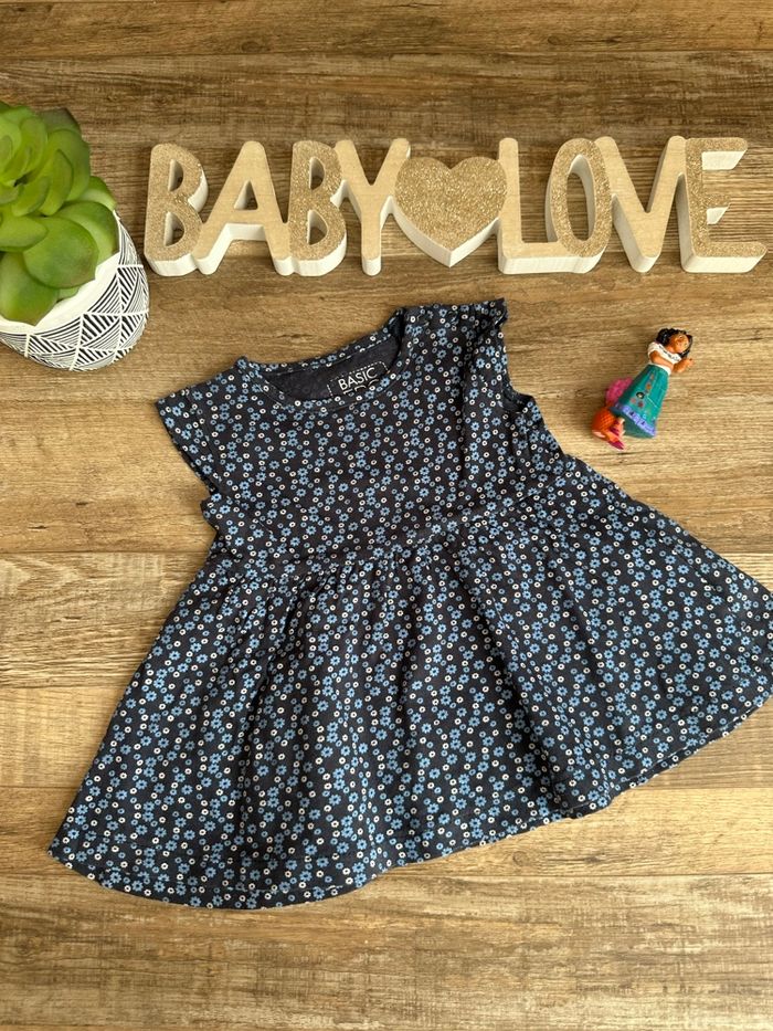 - Robe FPC - 3 mois - Très bon état