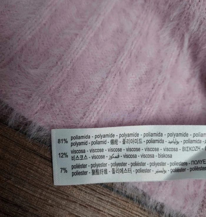 Joli pull Bershka dégradé de couleur
Taille S - photo numéro 5