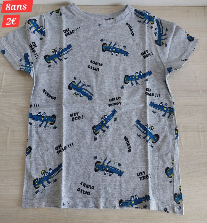 T-shirt motif crocodiles garçon 8ans - photo numéro 2