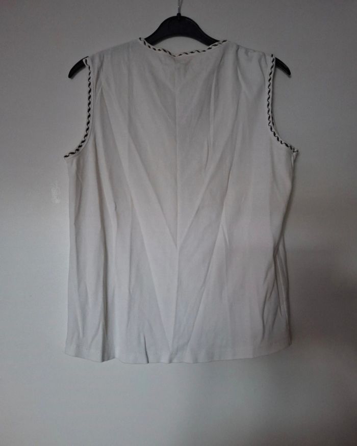Haut blanc - photo numéro 5