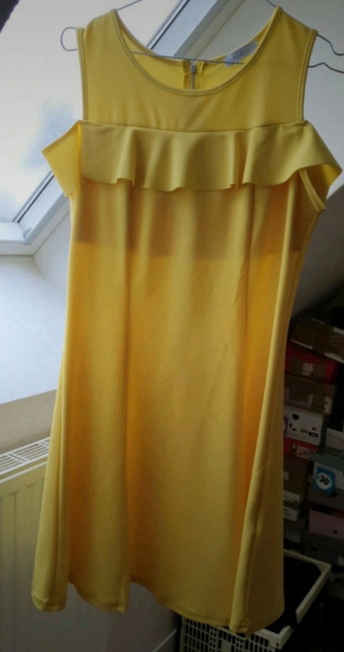 Robe jaune