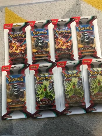 Pokemon lot de 8 boosters ev3