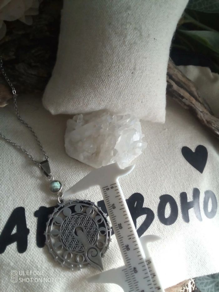 Collier labradorite métatron fleur de vie cycle lunaire et féminin sacré - photo numéro 3