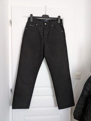 Jean droit noir - Valentino - taille 34 (FR 44)