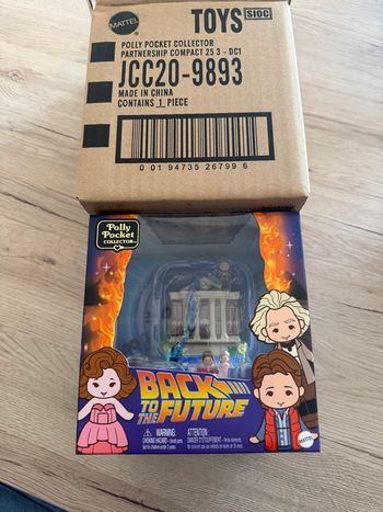 Polly pocket retour vers le futur / back to the future neuf en boite scellée Mattel