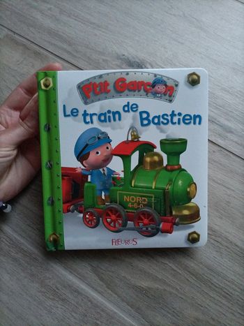 Livre P'tit garçon : le train de Bastien