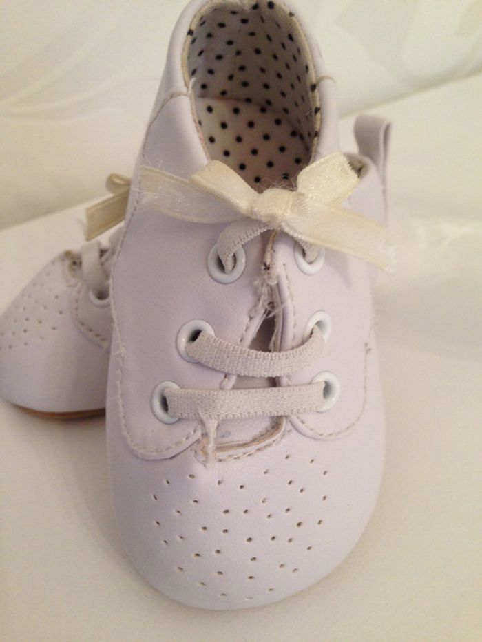 Chaussure Bébé Pointure 18/19 - photo numéro 2