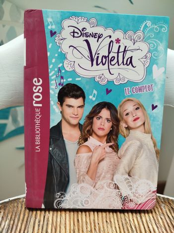 Violetta Le complot Tome 10