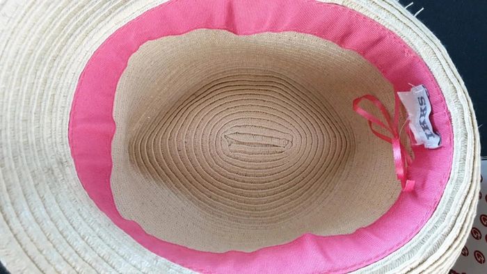 Beau chapeau taille 49 - photo numéro 2